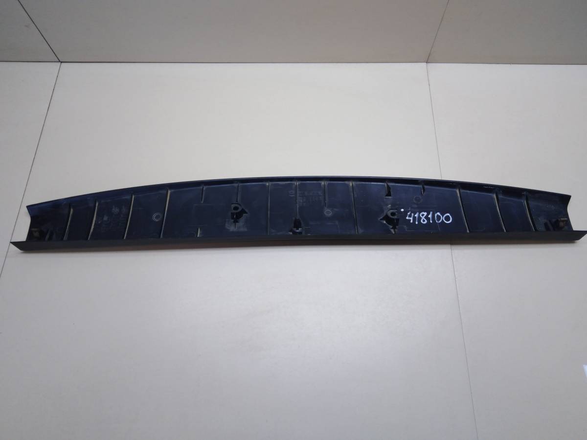 Обшивка двери багажника Mazda CX-7 (ER) 2006-2012