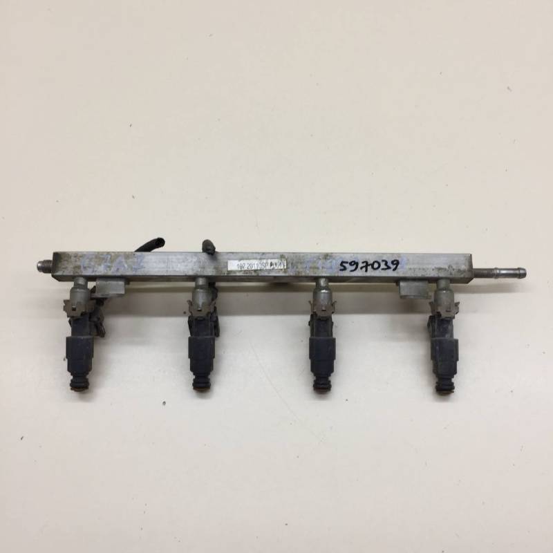 Рейка топливная (рампа) Chery Fora A21 2006-2010