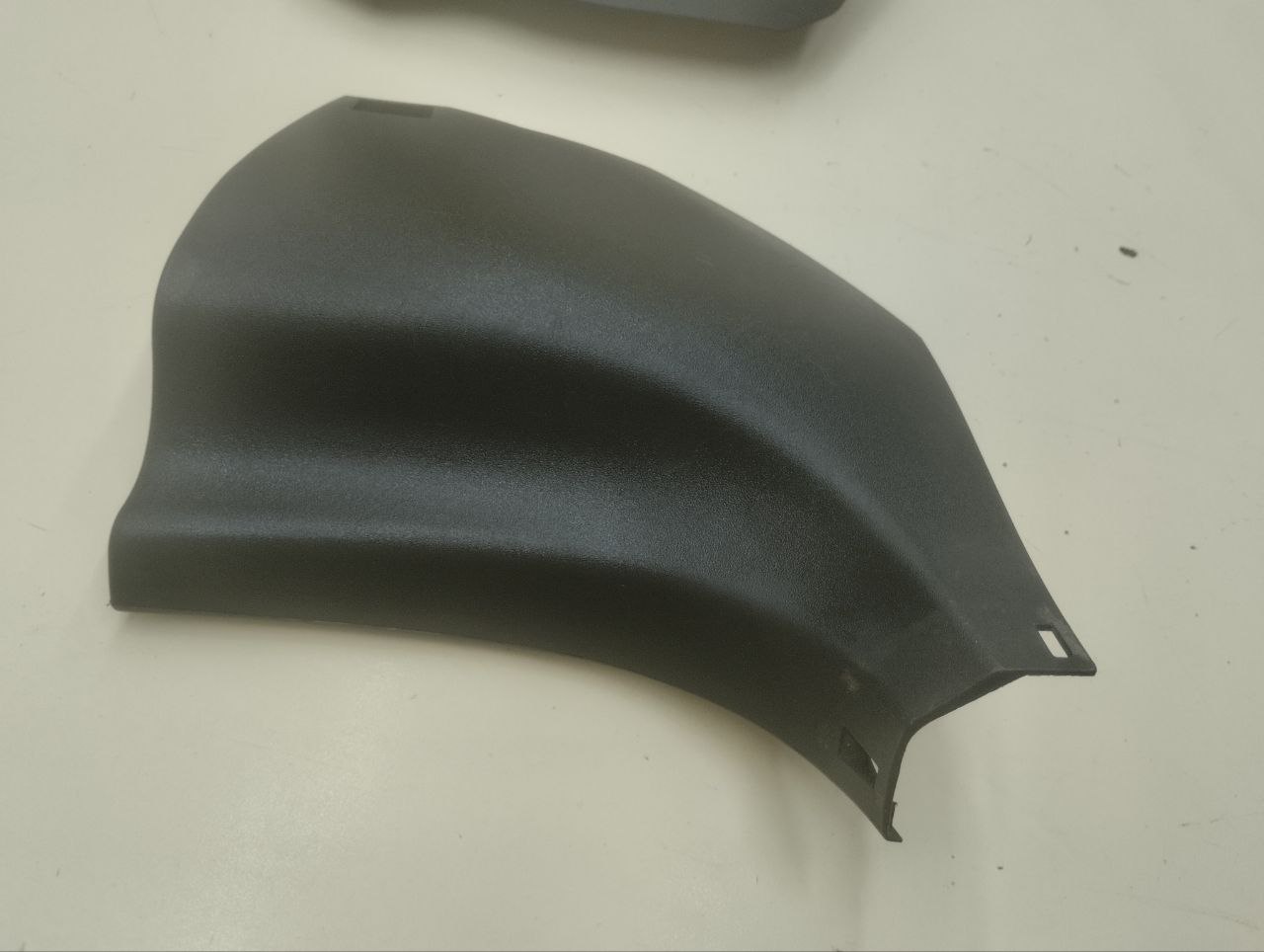 Накладка порога (внутренняя) Toyota Auris (E150) 2006-2012