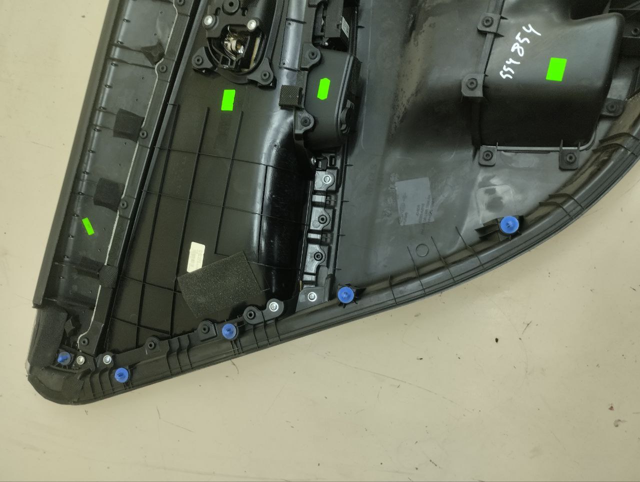 Обшивка двери задней правой Kia Ceed (JD) 2012-2018 Обшивка двери задней правой Kia Ceed (JD) 2012-2018