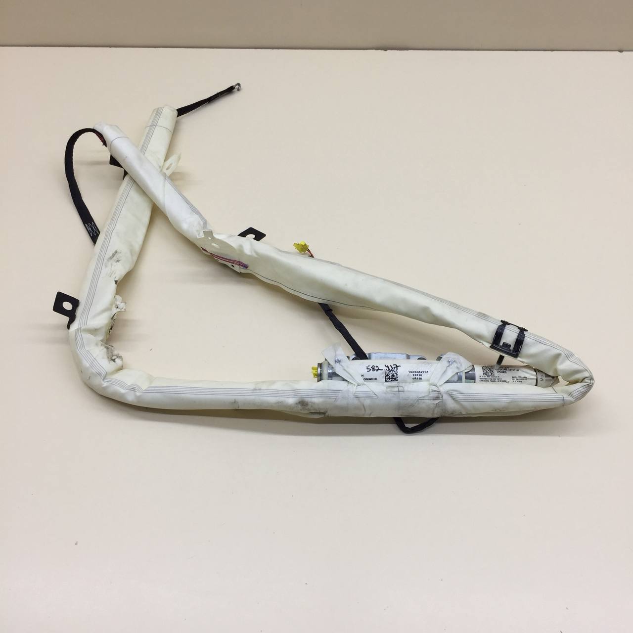 Подушка безопасности боковая (шторка) Volvo XC60 2008-2017