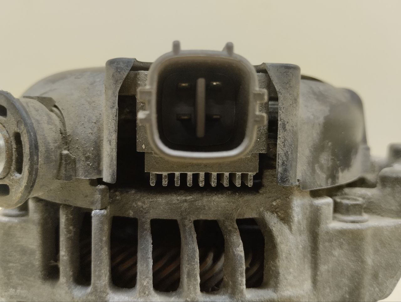 Генератор Toyota Corolla E180 2013-2019