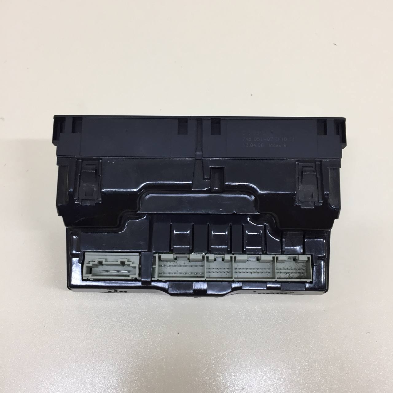 Блок управления климатической установкой Audi Q7 (4L) 2005-2015