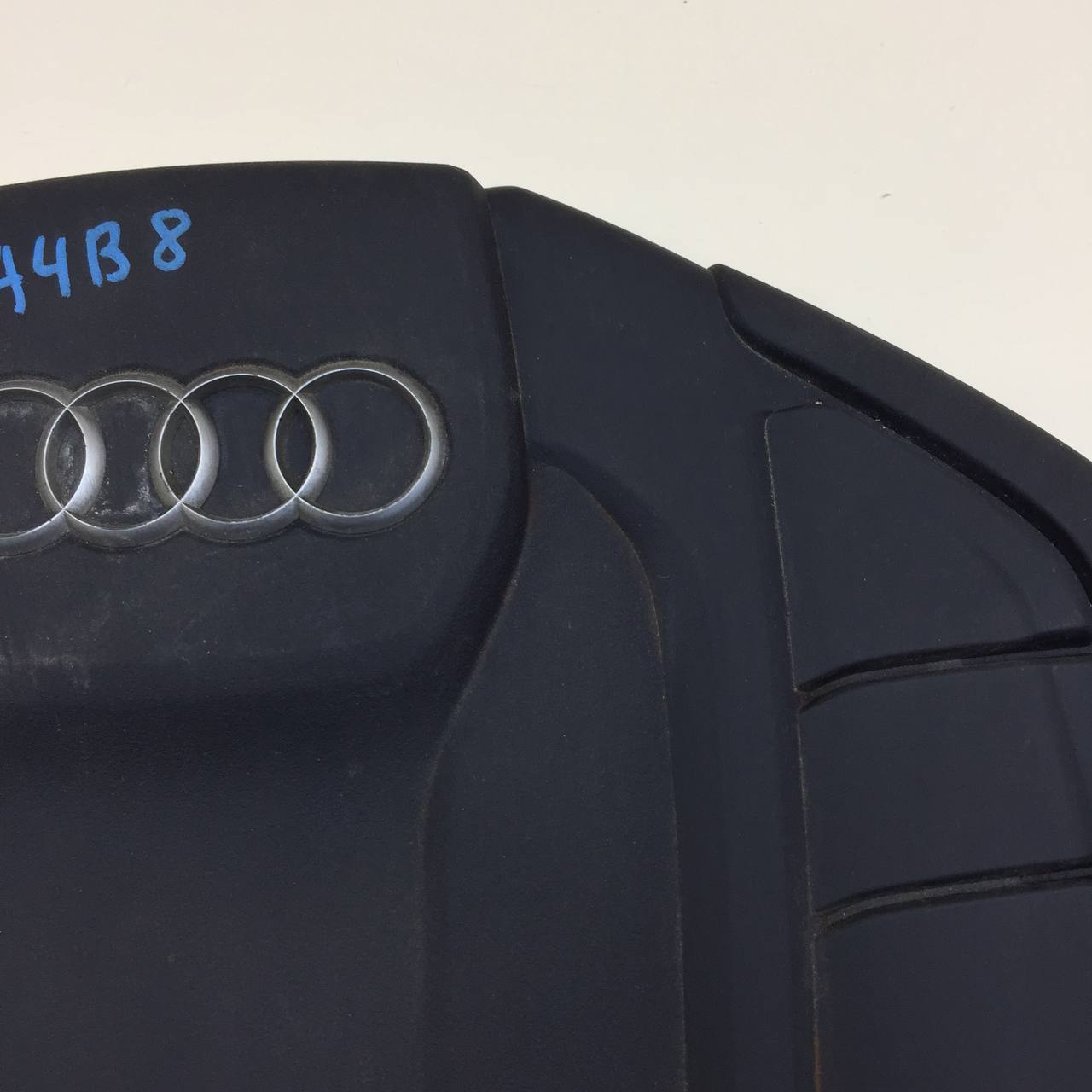Крышка двигателя декоративная Audi A4 (B8) 2007-2015