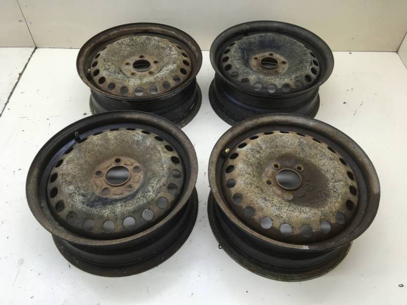 Диски к-кт R16 Штампованные