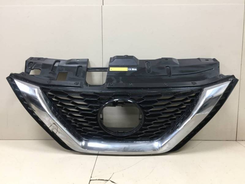 Решетка радиатора Nissan Qashqai (J11) 2014>