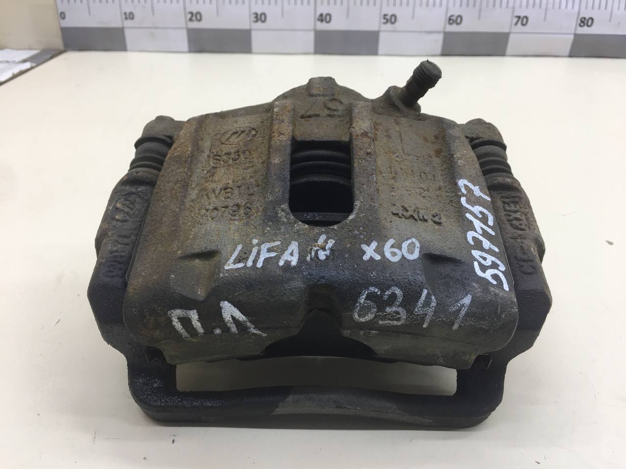 Суппорт передний левый Lifan X60 2012>