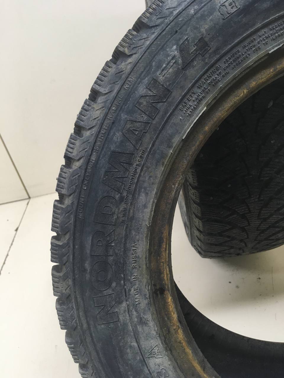 Шины R15 Зимние шипованные Nokian Nordman 4