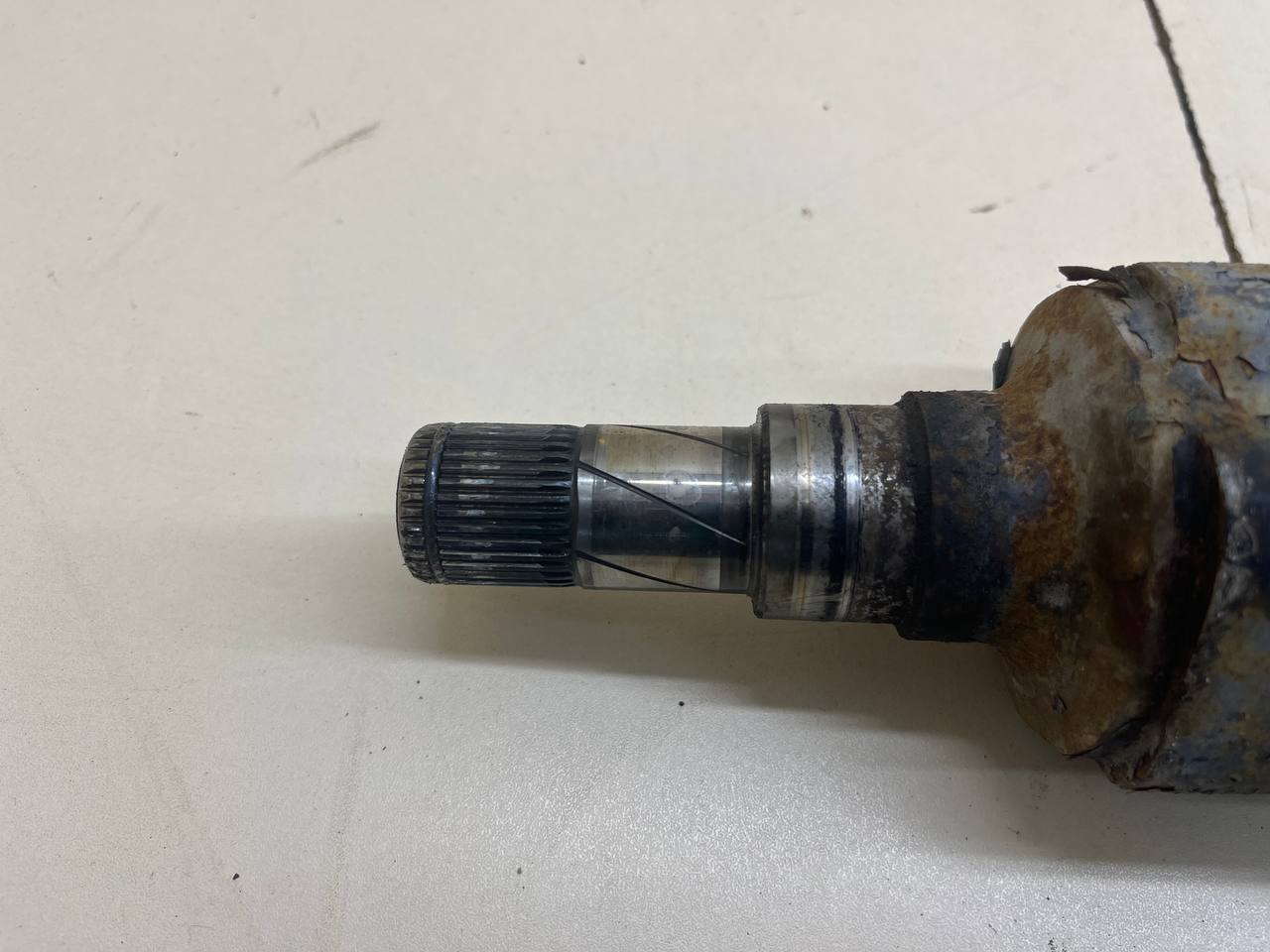 Полуось передняя правая Chevrolet Cruze (J300) 2009-2016