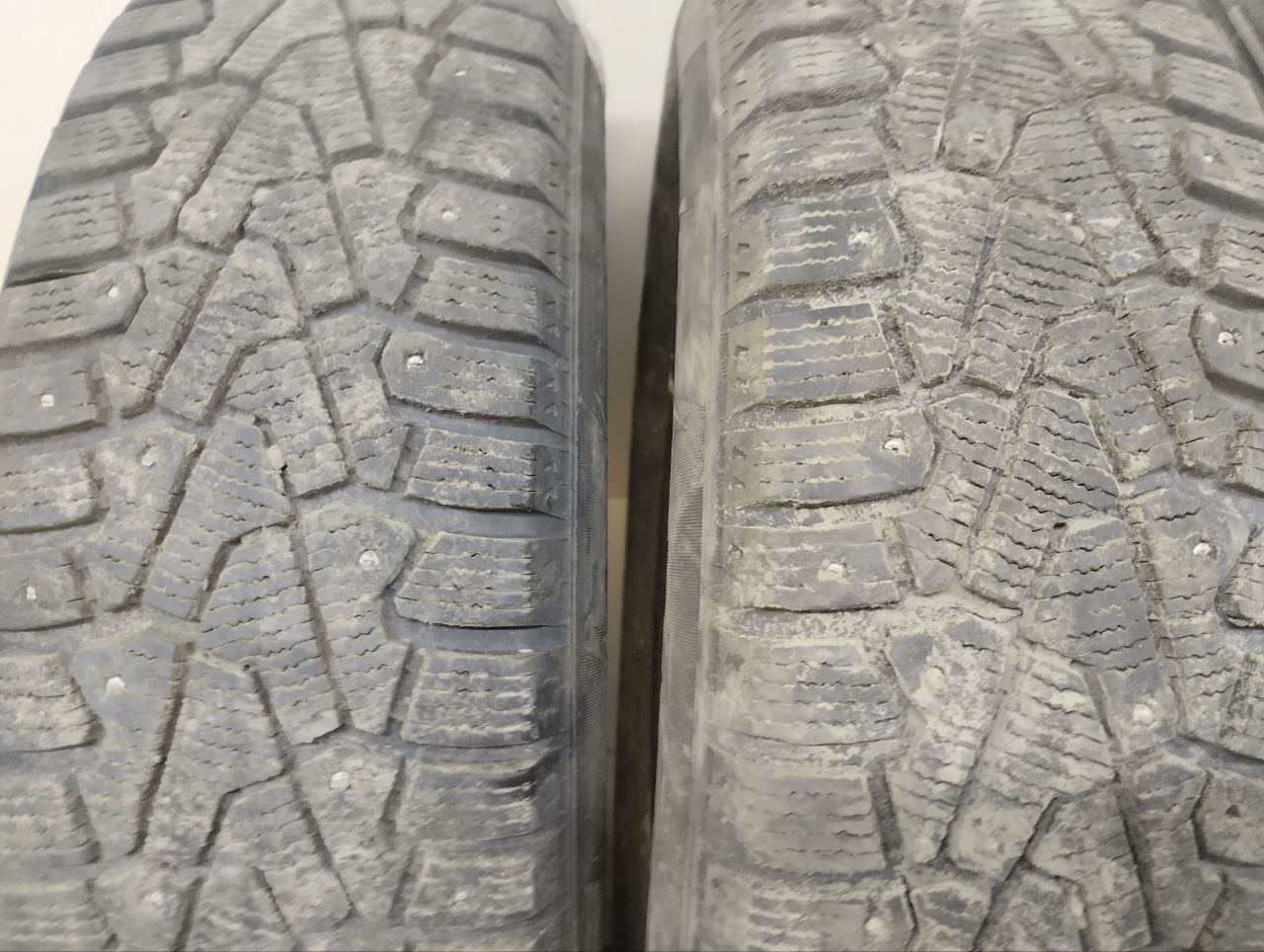 Шины к-кт R15 Зимние шипованные PIRELLI ICE ZERO.