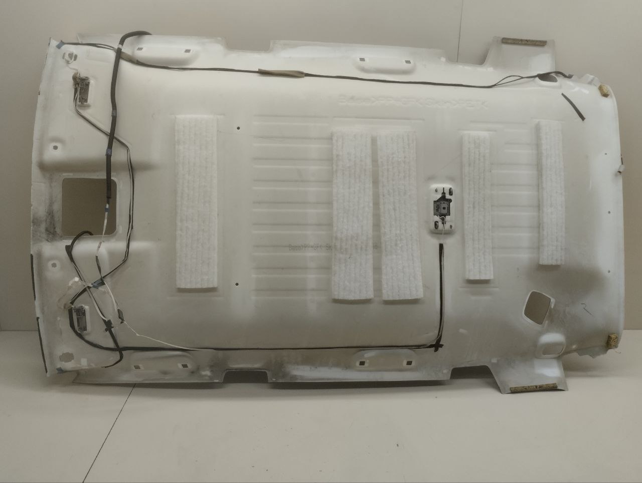 Обшивка потолка Toyota Rav 4 (A30) 2006-2013 Обшивка потолка Toyota Rav 4 (A30) 2006-2013