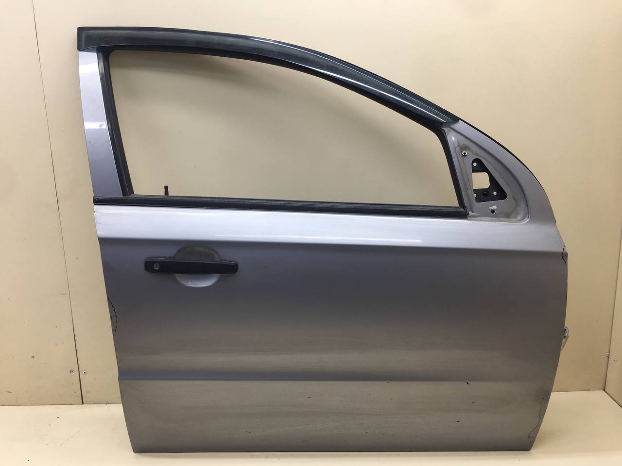 Дверь передняя правая Chevrolet Aveo T250 2005-2011