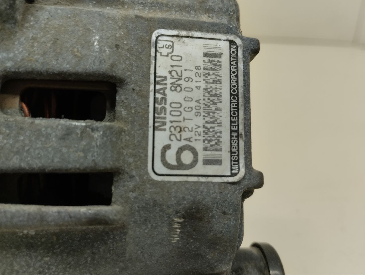 Генератор Nissan Almera (N16) 2000-2006 Генератор Nissan Almera (N16) 2000-2006