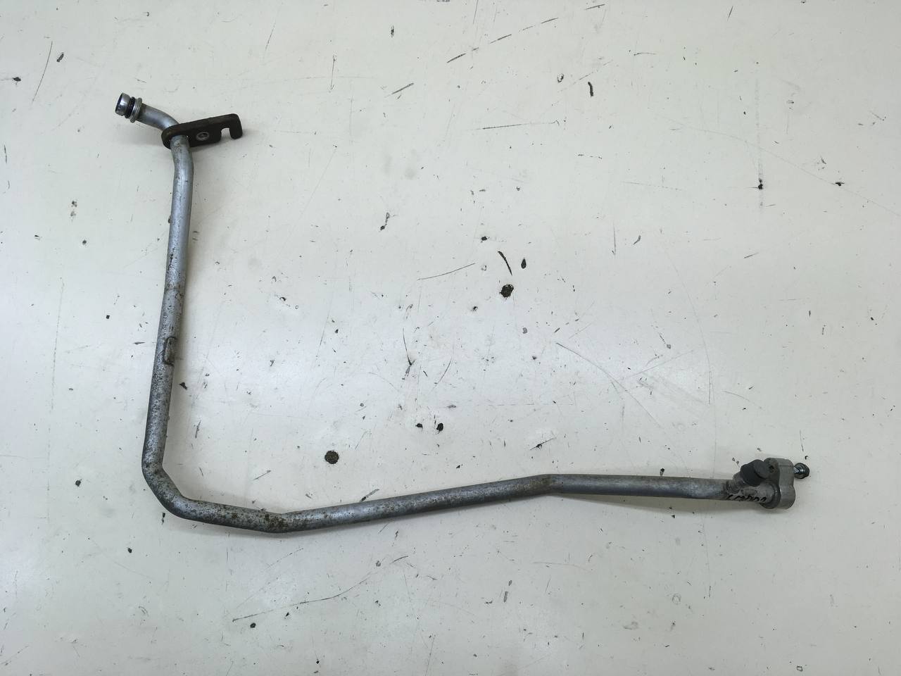 Трубка кондиционера Toyota Corolla E150 2006-2013 Трубка кондиционера Toyota Corolla E150 2006-2013