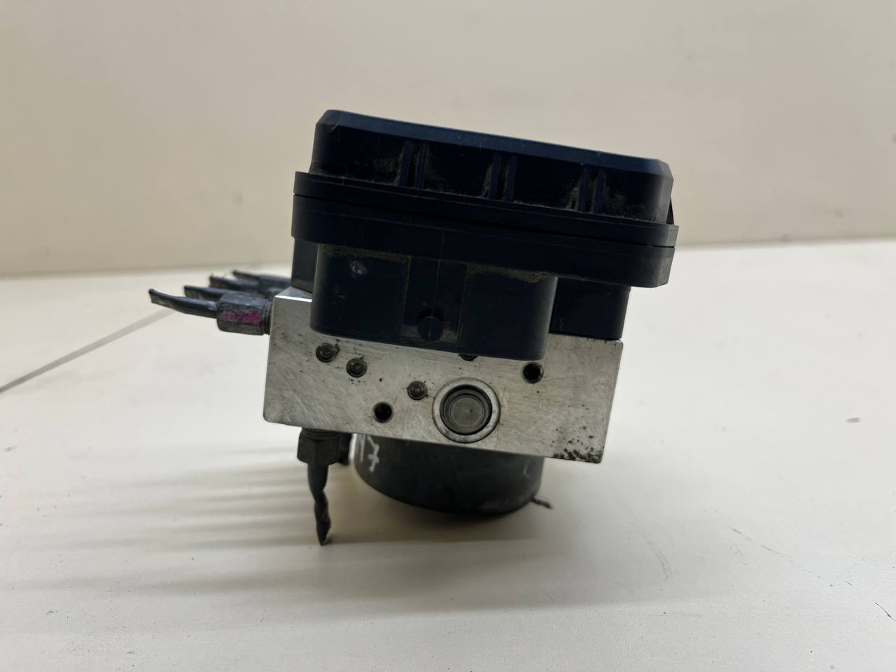 Блок ABS (насос) Mazda Mazda 6 (GJ) 2013-2022