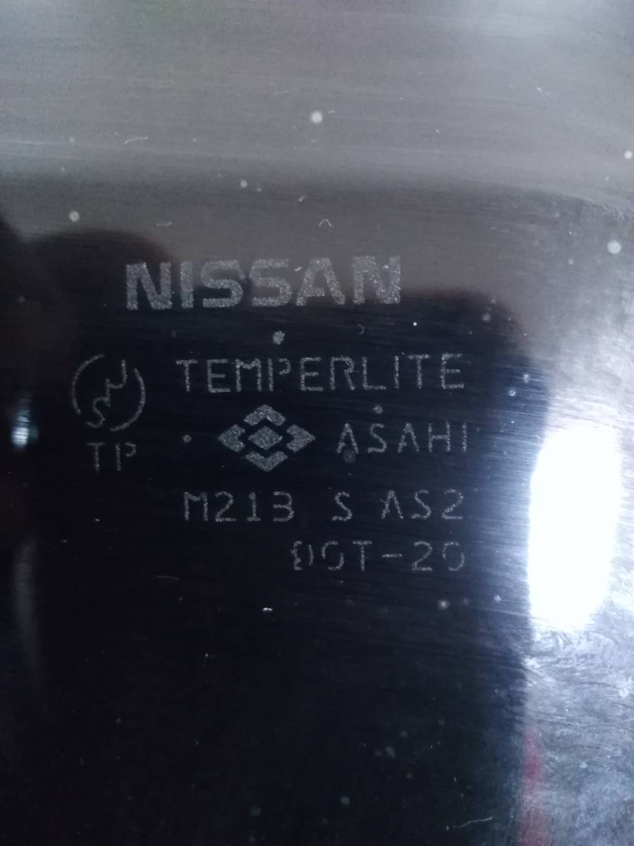 Стекло двери задней левой Nissan Primera (P12) 2002-2007