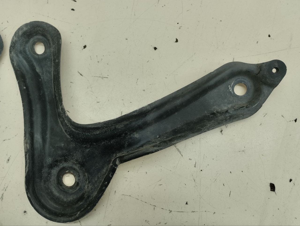 Кронштейн передней балки Lexus NX 200 (Z10) 2014-2021