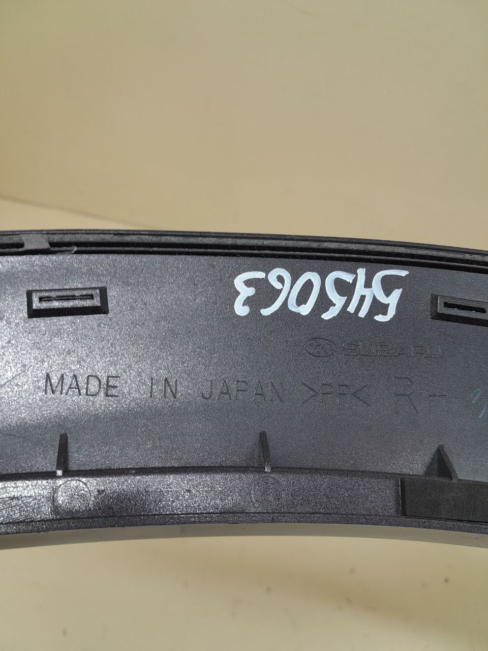 Накладка двери задней правой Subaru Outback (BR/B14) 2009-2014