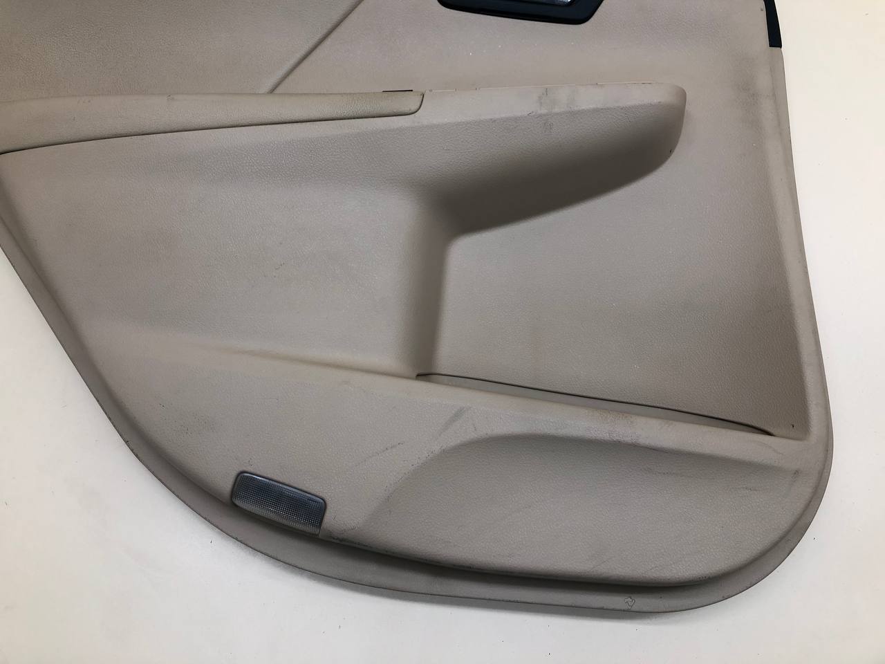 Обшивка двери задней левой Toyota Camry (V50) 2011-2017