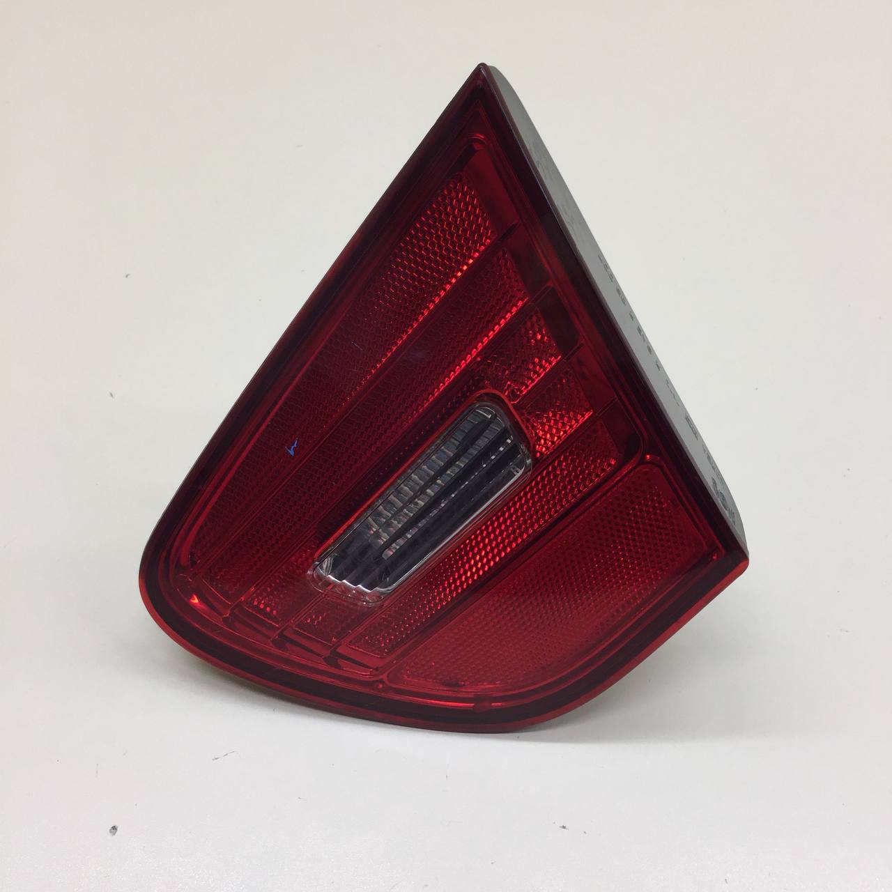 Фонарь задний внутренний правый Hyundai Elantra (HD) 2006-2010