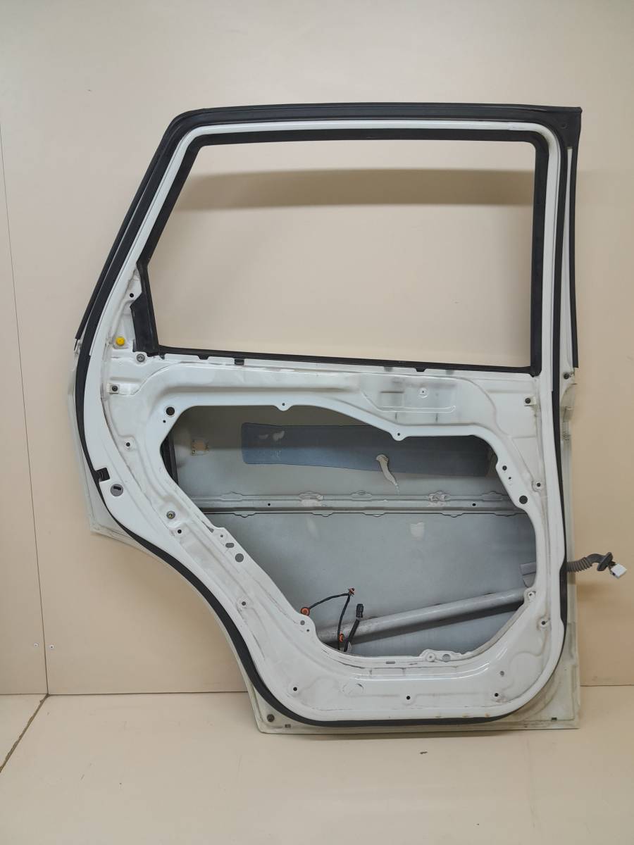 Дверь задняя левая Hyundai ix55 2007-2013