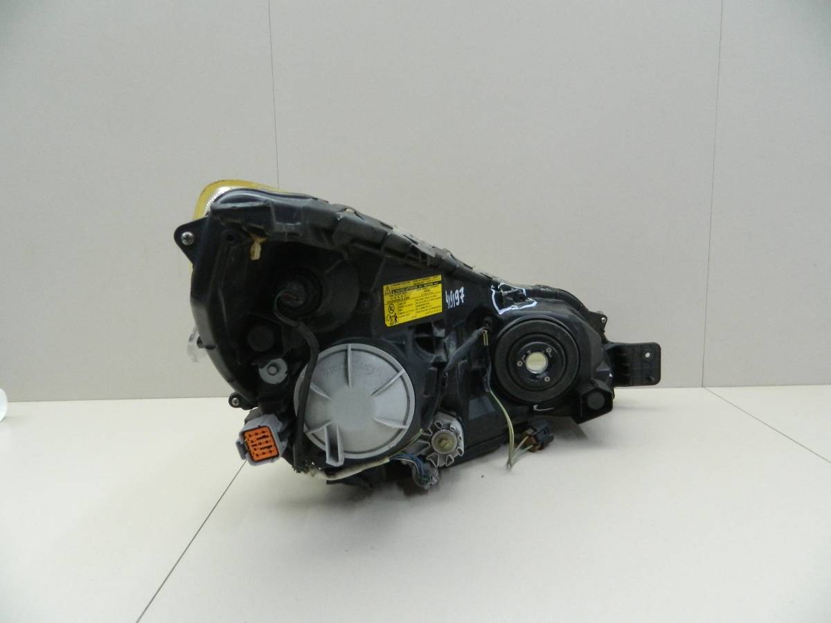 Фара левая Subaru Legacy (B14) 2010-2015