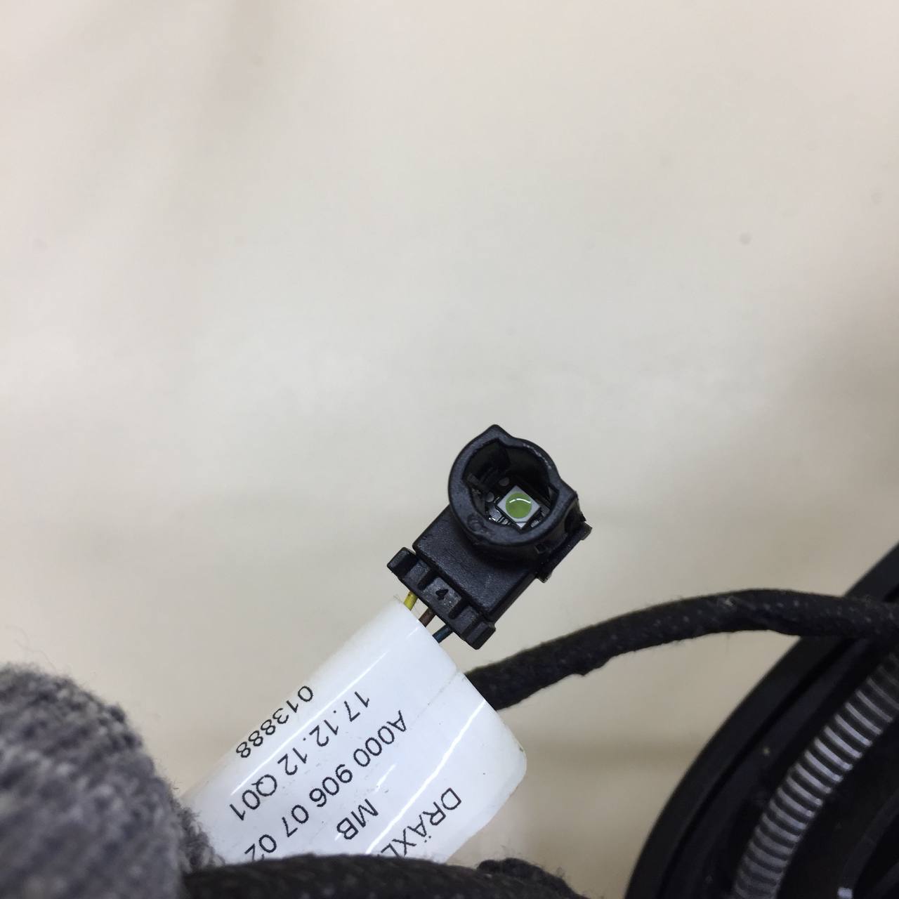 Дефлектор воздушный Mercedes-Benz C-Class (W205) 2014>