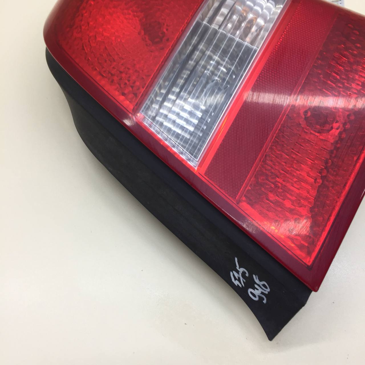 Фонарь задний правый Nissan Primera (P12) 2002-2007