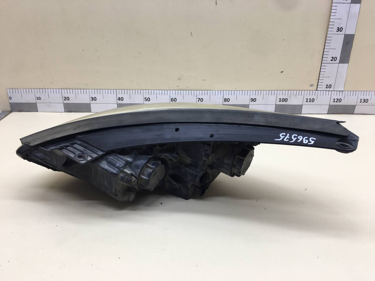 Фара правая Hyundai ix35 (LM) 2010-2015