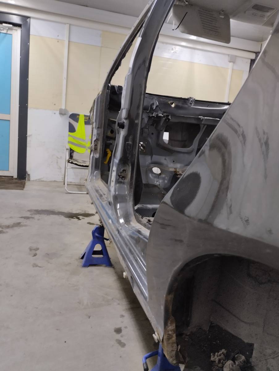 Порог со стойкой левый Fiat Albea 2002-2012