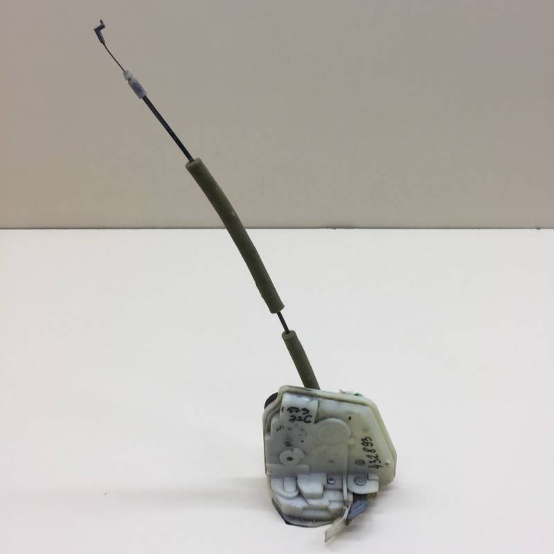 Замок двери задней правой Mazda Mazda 3 (BL) 2009-2013