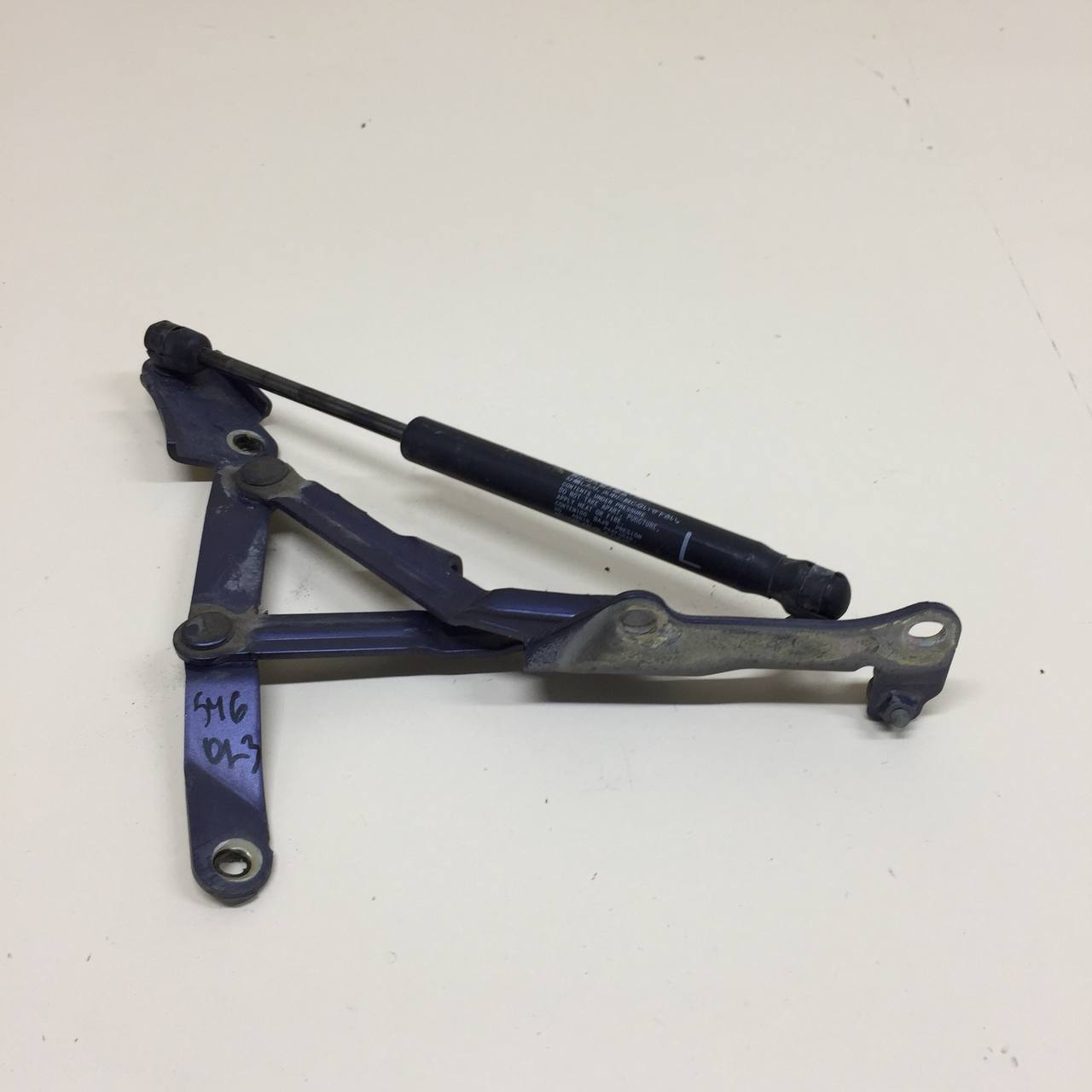 Петля крышки багажника Mitsubishi Lancer X (CX, CY) 2007> Петля крышки багажника Mitsubishi Lancer X (CX, CY) 2007>