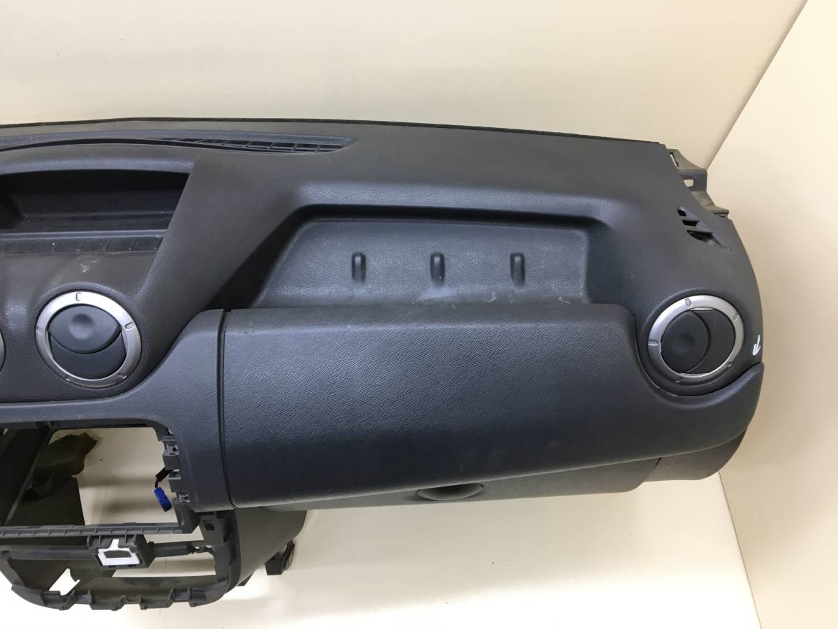 Торпедо Renault Duster (HSA, HSM) 2012>