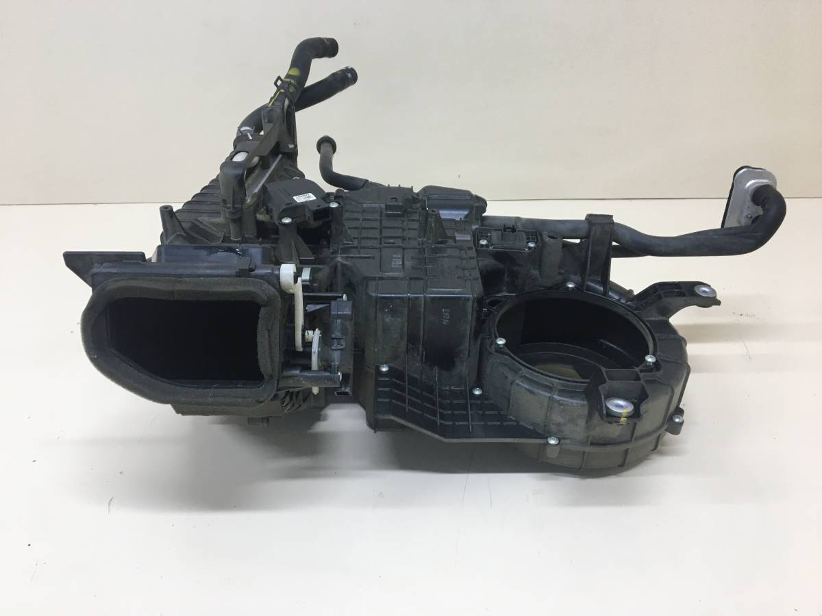 Корпус отопителя Hyundai ix55 2007-2013