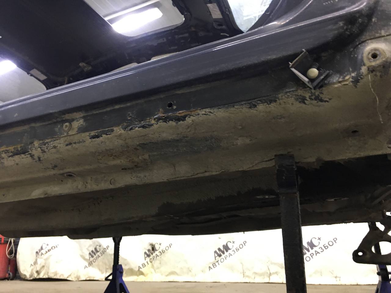 Порог со стойкой правый Nissan Primera (P12) 2002-2007