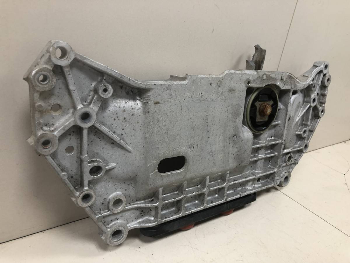 Балка подмоторная Audi A3 (8P) 2004-2013