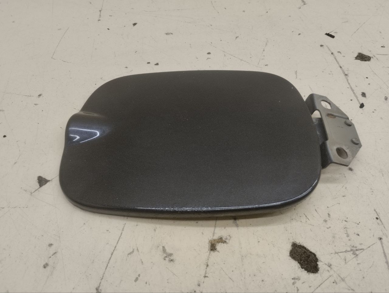 Лючок бензобака Chevrolet Niva 2009-2020