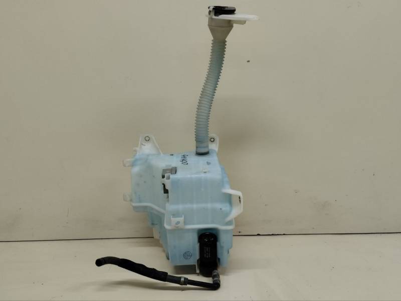 Бачок омывателя Lexus RX 350 /450h (XL10) 2009-2015 Бачок омывателя Lexus RX 350 /450h (XL10) 2009-2015