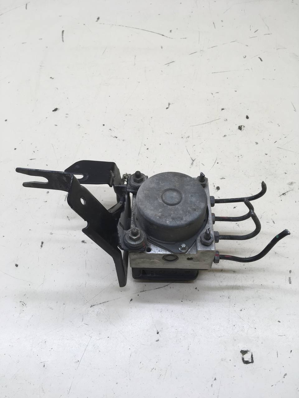 Блок ABS (насос) Nissan Almera 3 (G11, G15) 2012> Блок ABS (насос) Nissan Almera 3 (G11, G15) 2012>