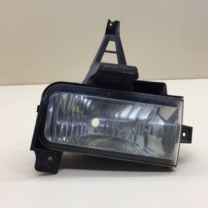 Фара противотуманная правая Toyota Land Cruiser (J200) 2007-2021