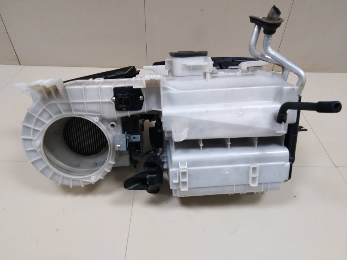 Корпус отопителя Mitsubishi Lancer X (CX, CY) 2007> Корпус отопителя Mitsubishi Lancer X (CX, CY) 2007>